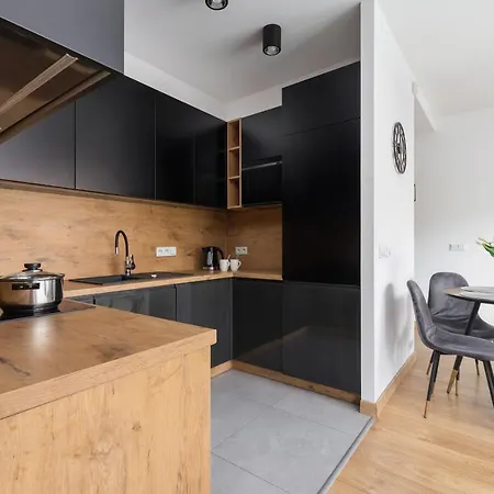 Nadwislanska 5 By Renters Apartment *