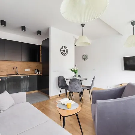 Nadwiślańska 5 By Renters *